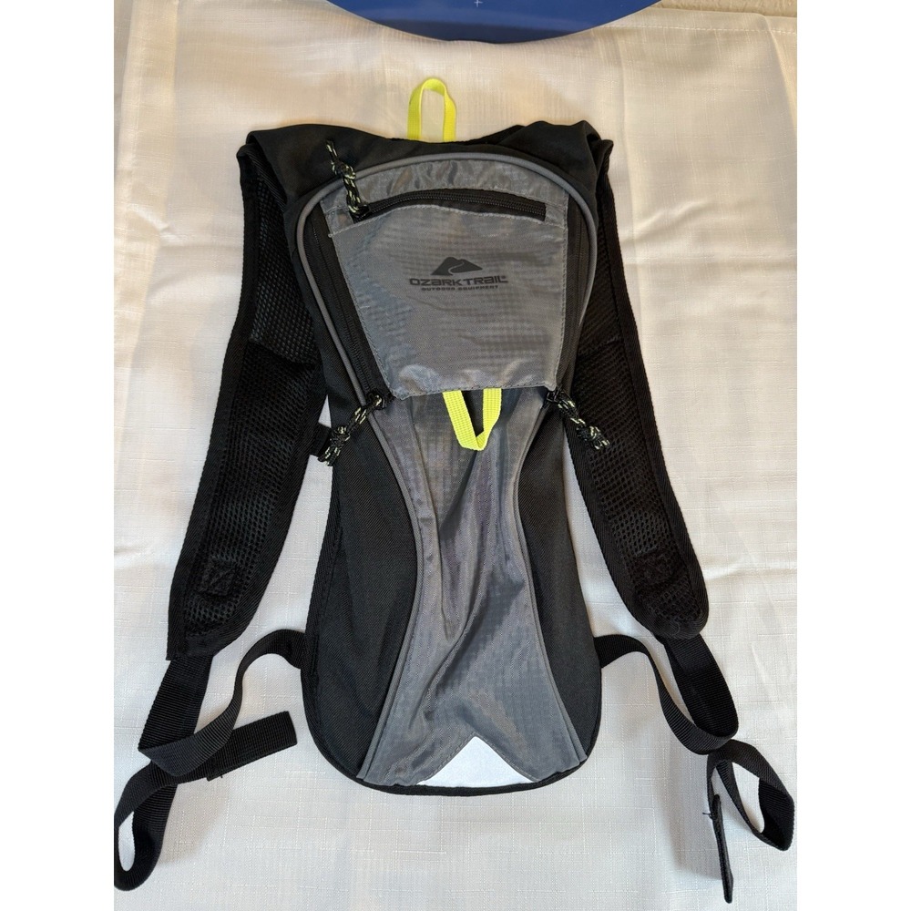 Ozark Trail Pearson Creek‎ 2 Liter Hydration Backpack Gray And Black Reflective